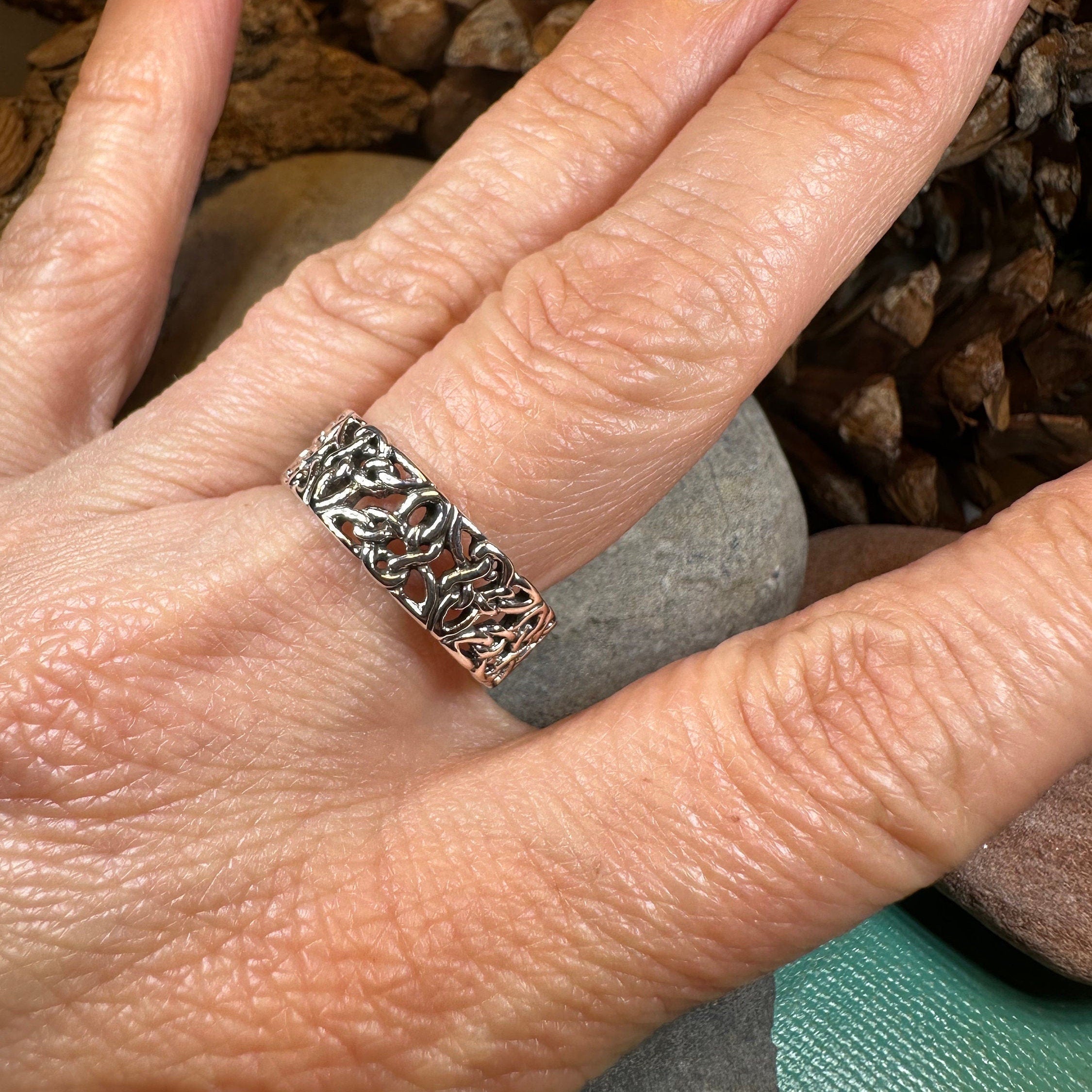 Trinity Knot Band Ring