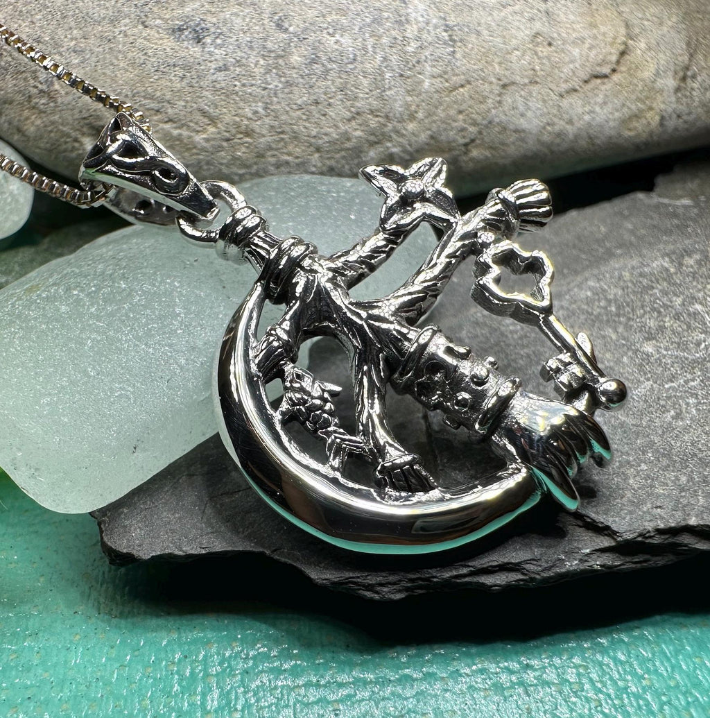 Crescent Moon Italian Cimaruta Pendant