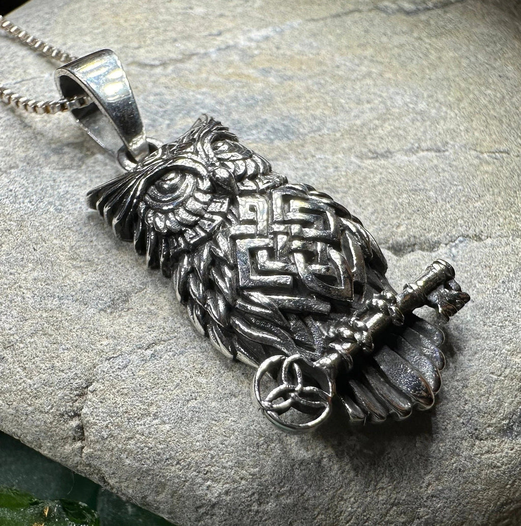 Elin Owl Necklace