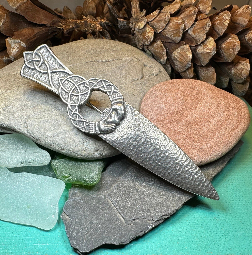 Irish Claddagh & Trinity Knot Kilt Pin