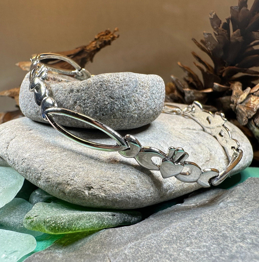 Elegant Irish Claddagh Bracelet