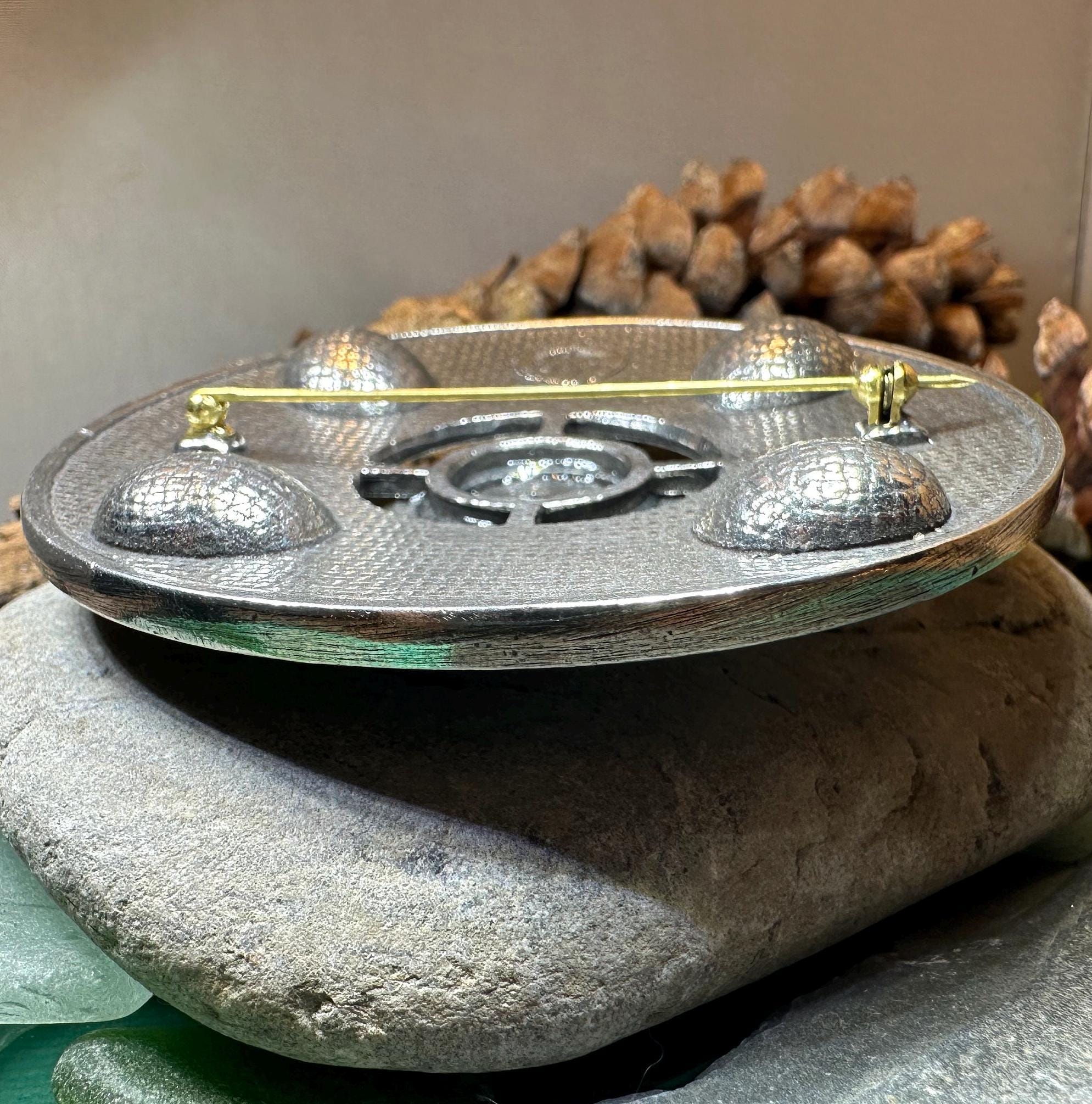 Irish Pride Claddagh Plaid Pin