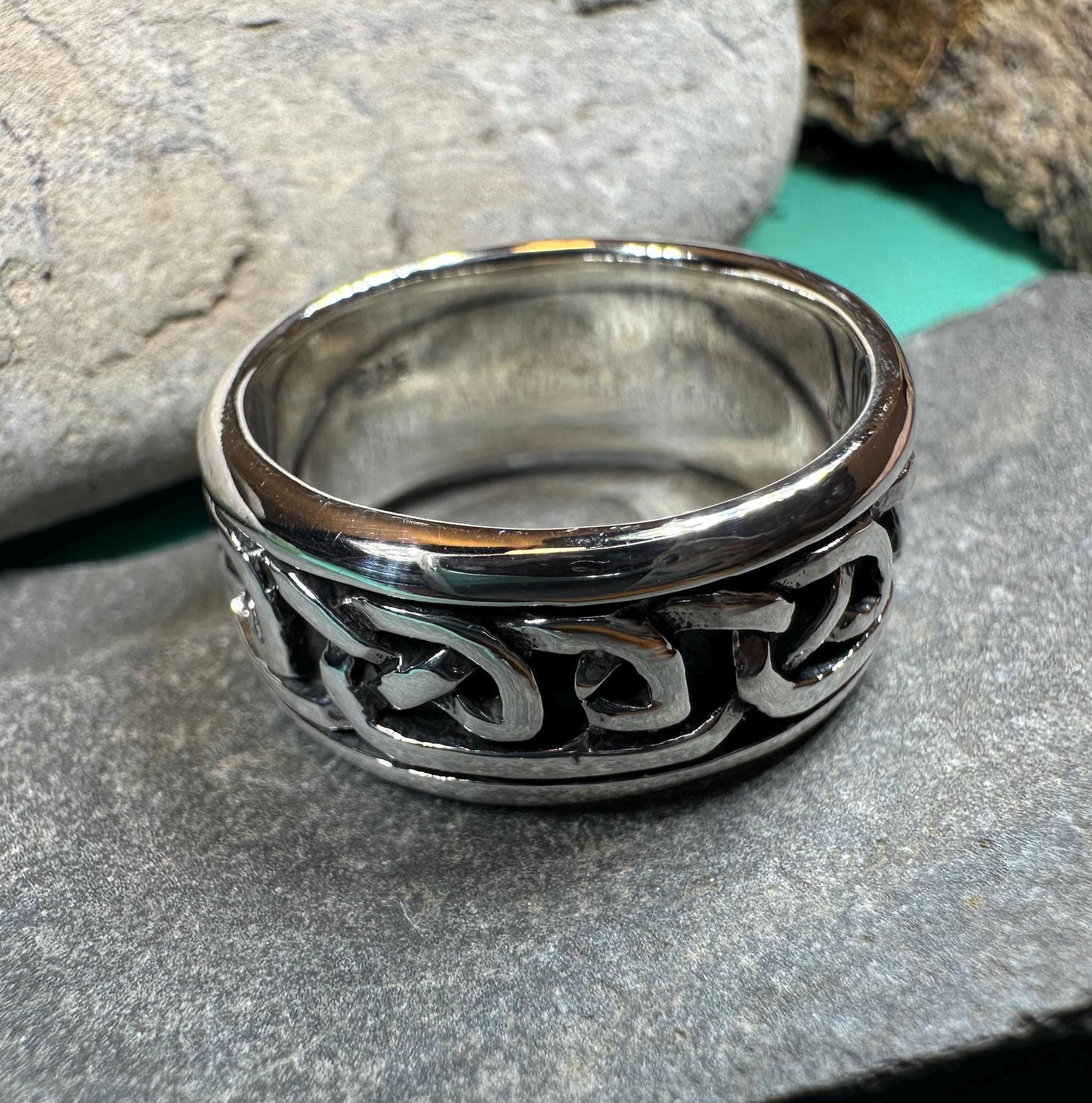 Geall Celtic Ring