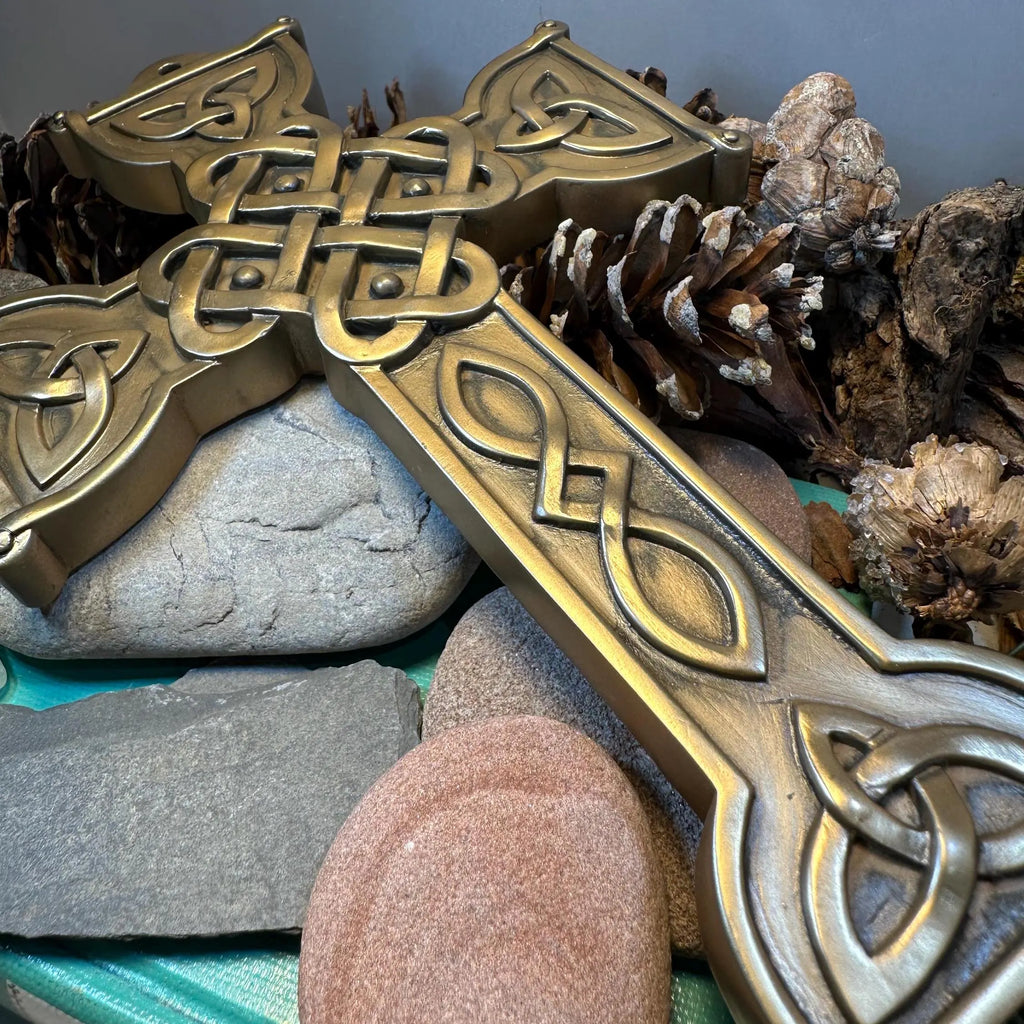 Love Knot Celtic Cross Wall Plaque