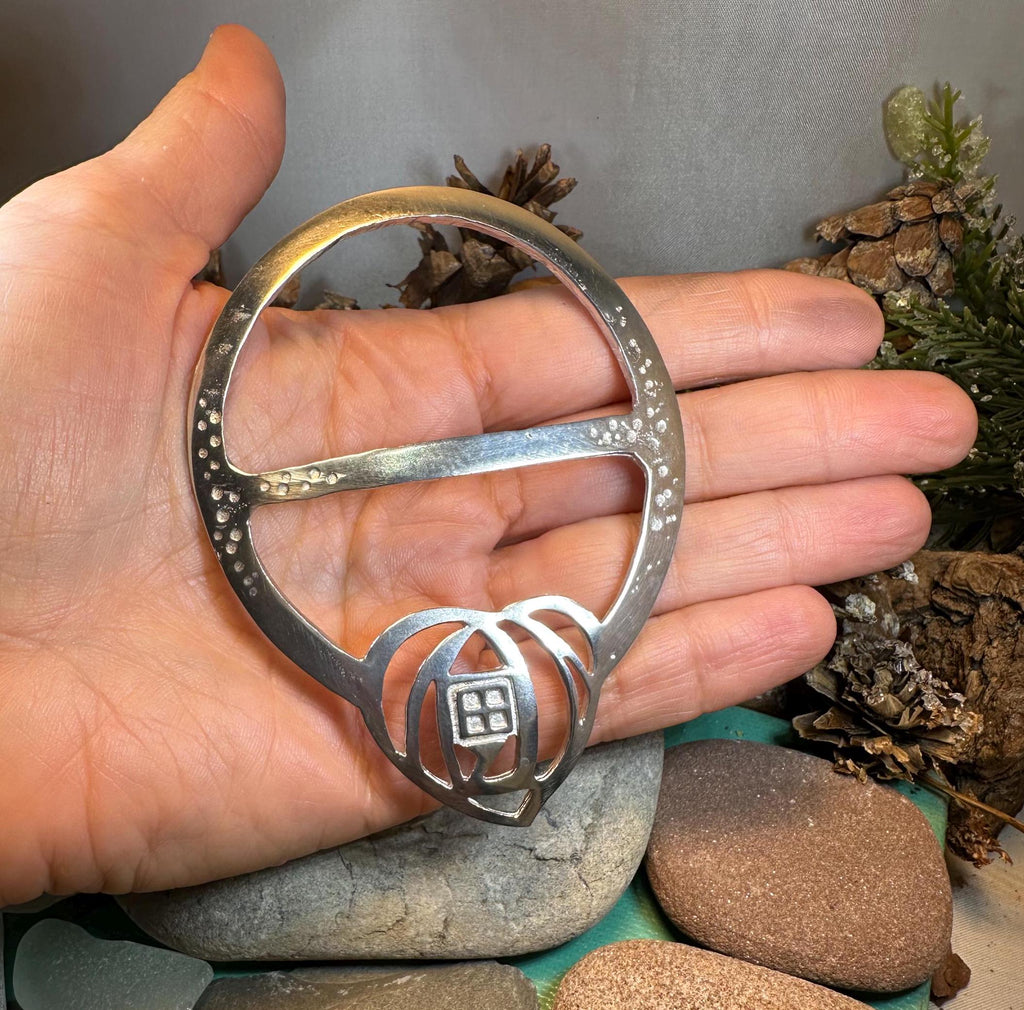 Celtic Mackintosh Heart Scarf Ring