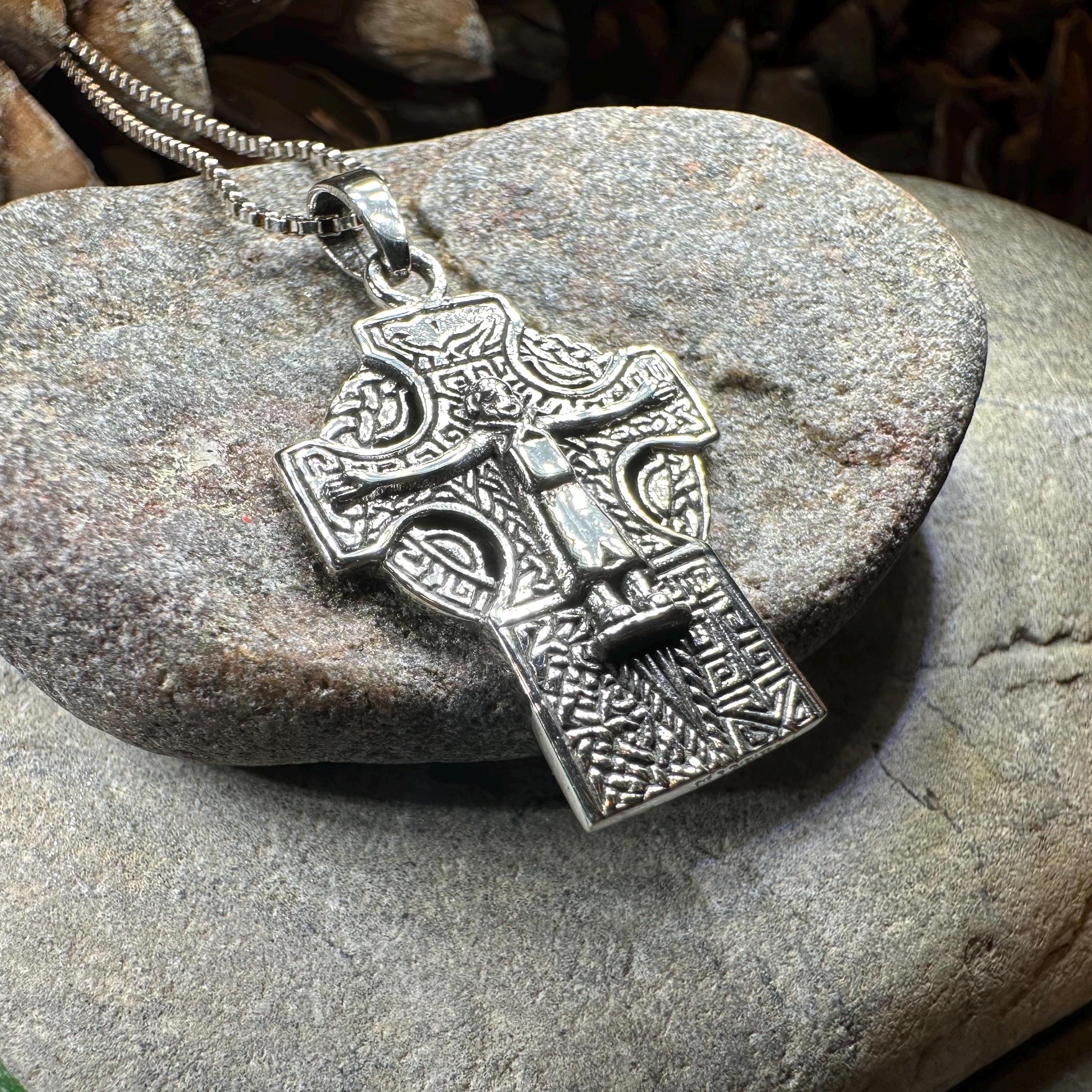 Celtic Cross Crucifix Pendant