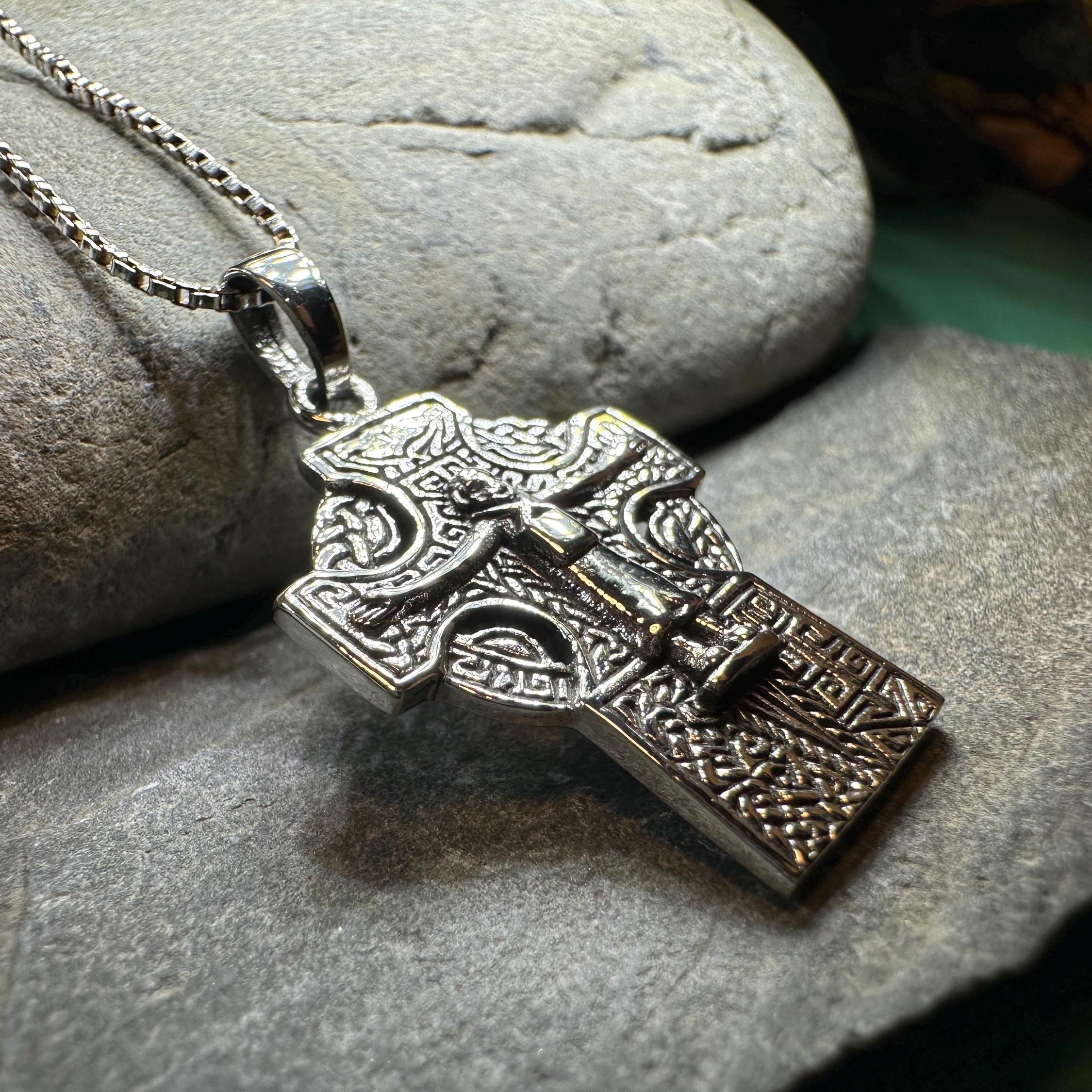 Celtic Cross Crucifix Pendant