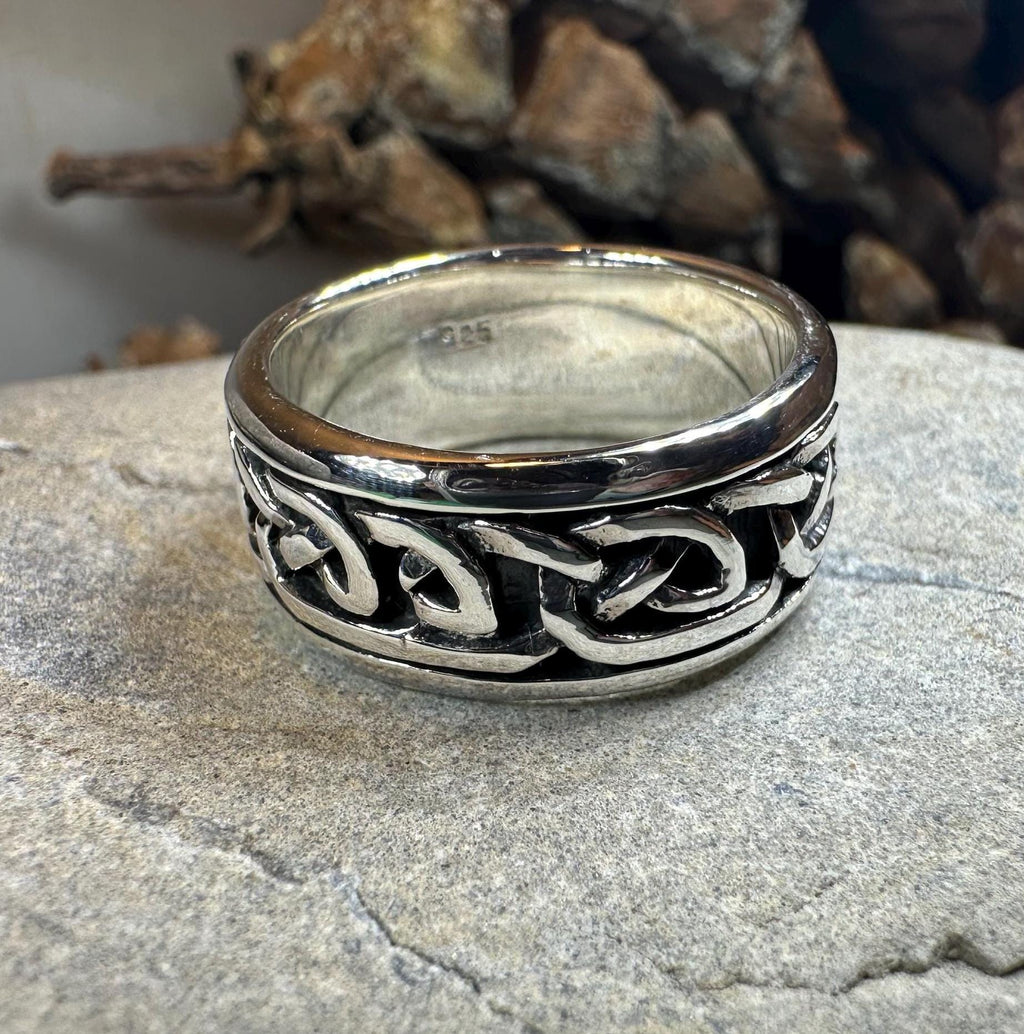 Geall Celtic Ring