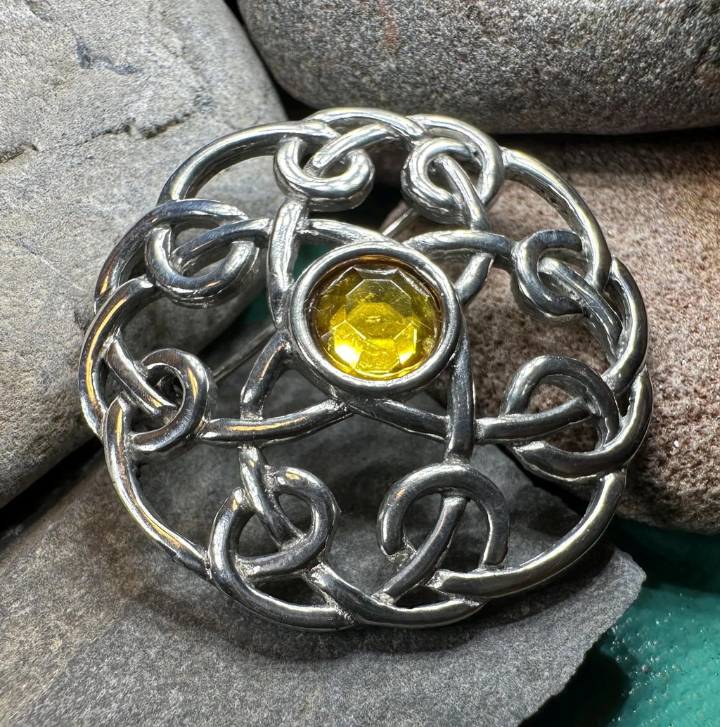 Lilith Celtic Knot Brooch