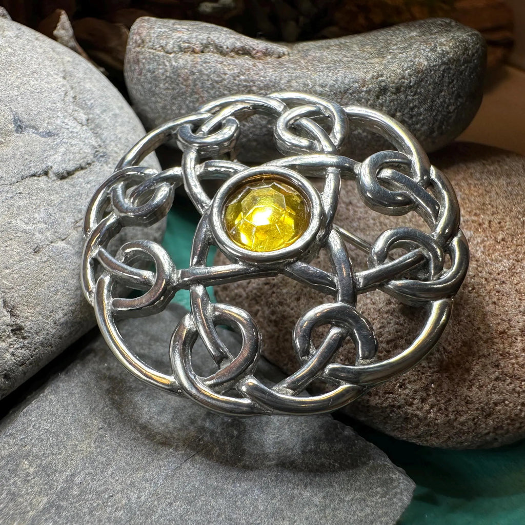 Lilith Celtic Knot Brooch