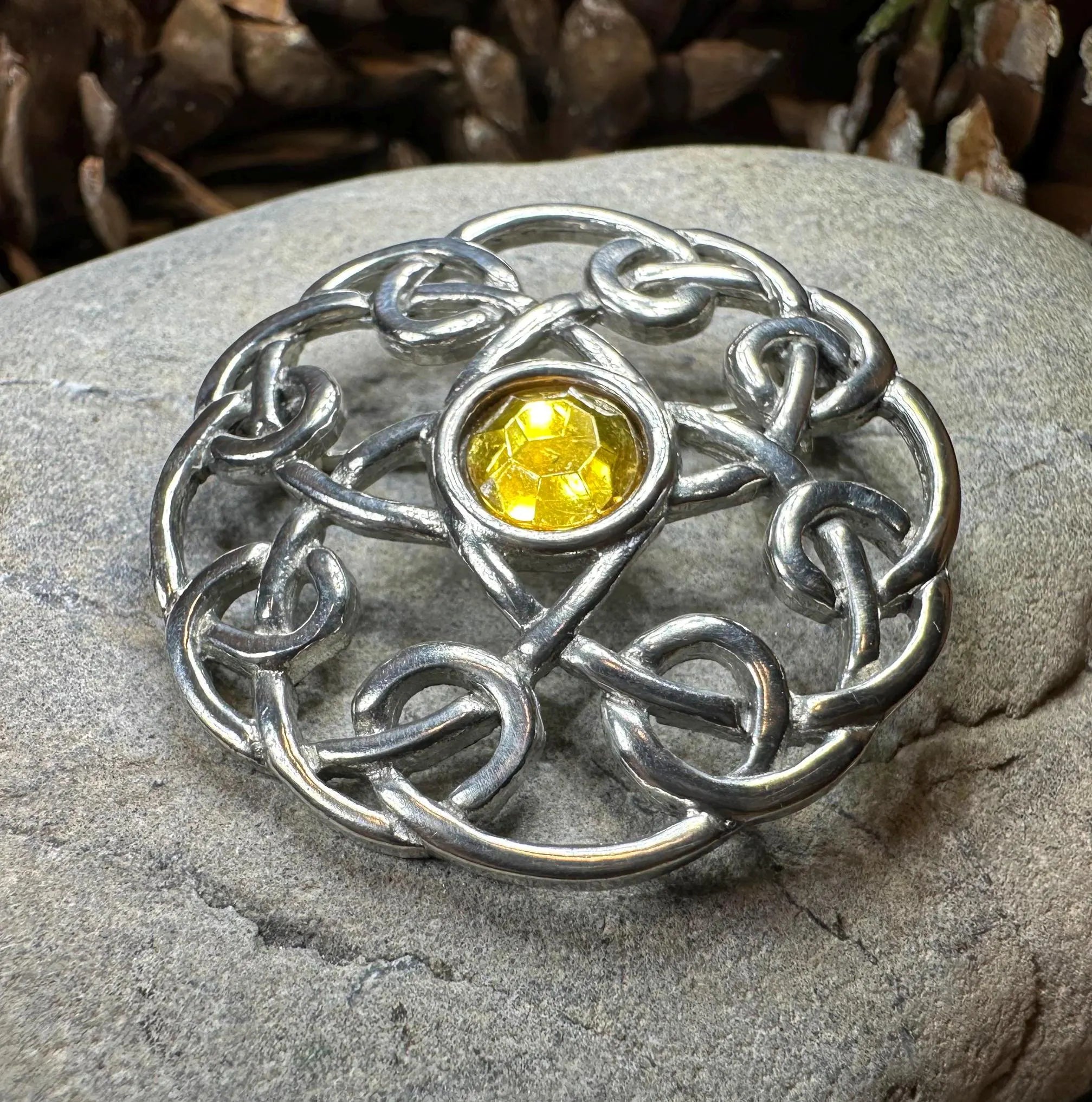 Lilith Celtic Knot Brooch