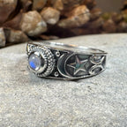 Locasta Crescent Moon Ring