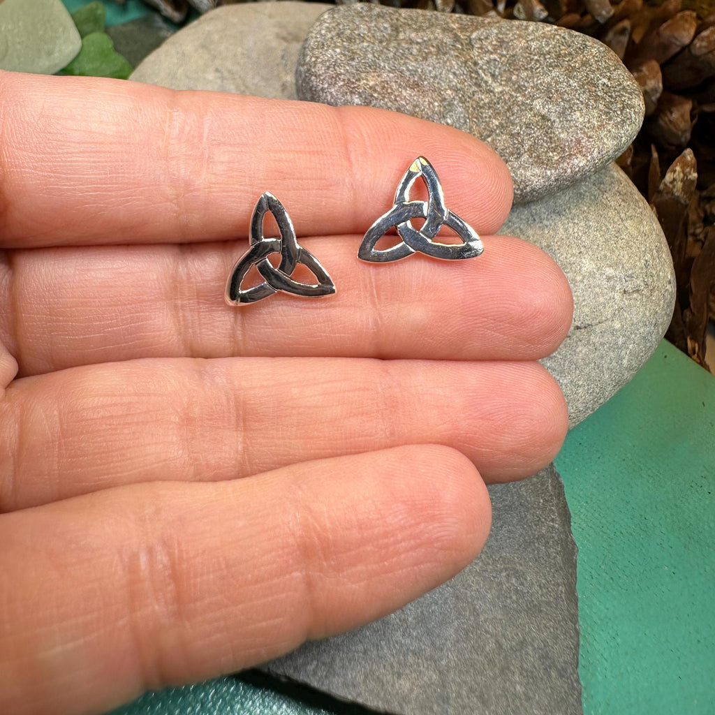 Zephyr Celtic Trinity Knot Earrings