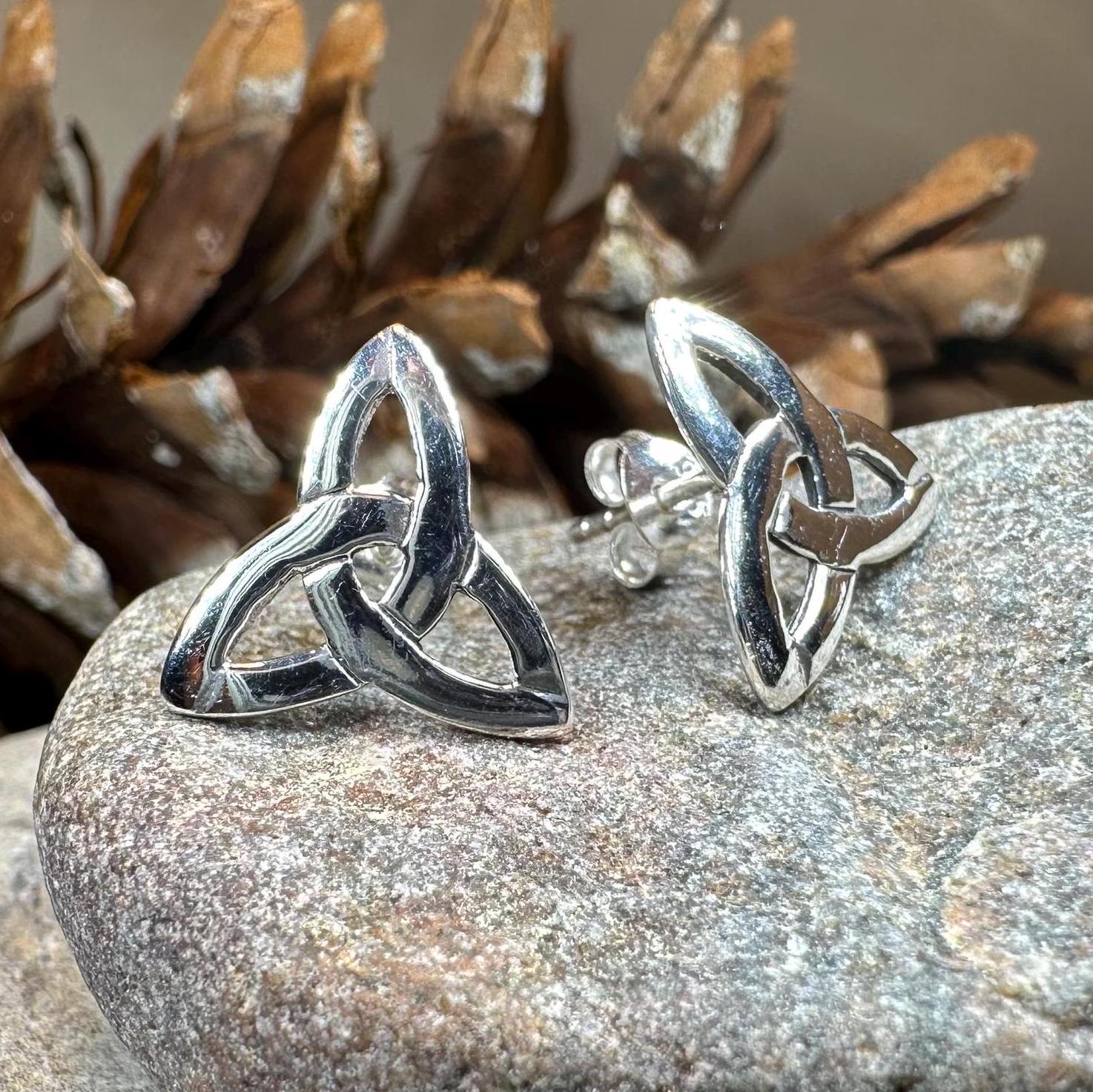 Zephyr Celtic Trinity Knot Earrings