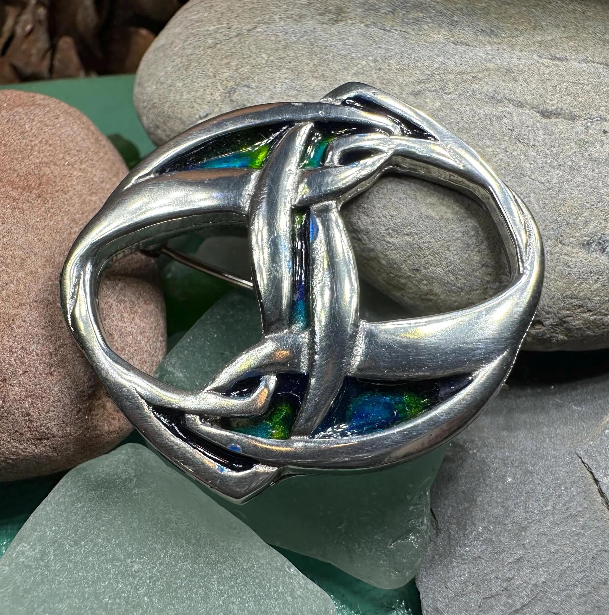Camila Celtic Knot Brooch