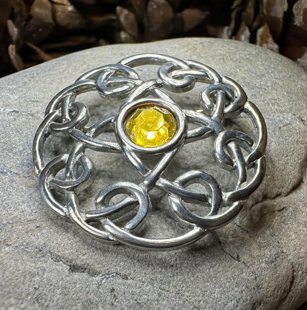 Lilith Celtic Knot Brooch