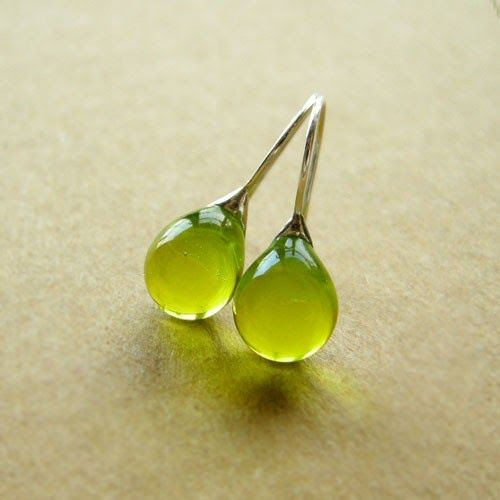 Vintage Olive Crystal Earrings