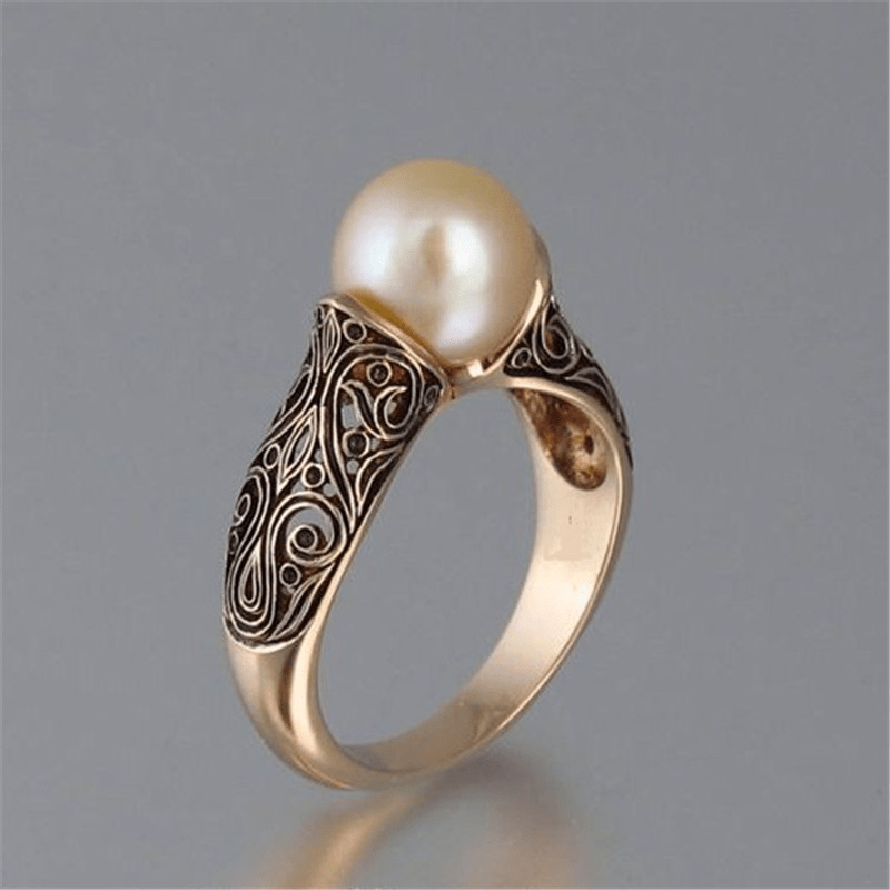 Charm - Vintage Pearl Ring