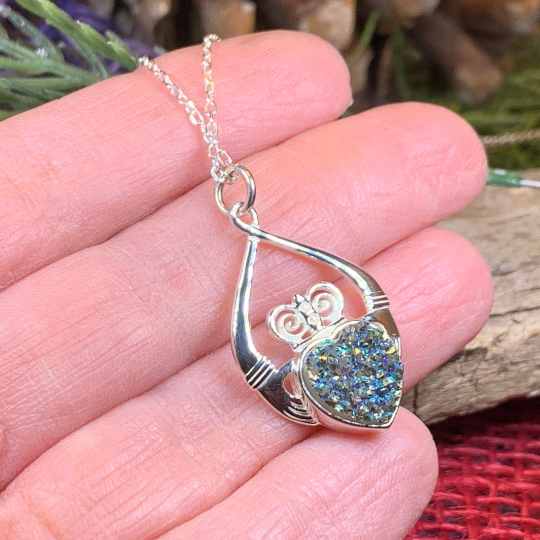 Juliet Claddagh Necklace