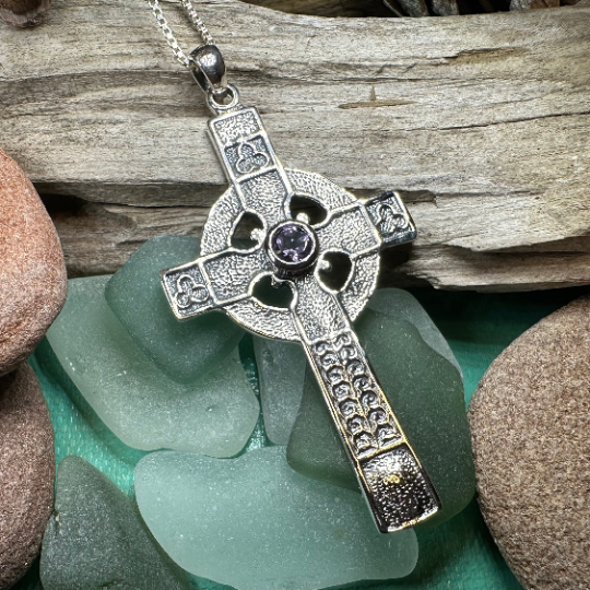 Gibrian Celtic Cross Necklace
