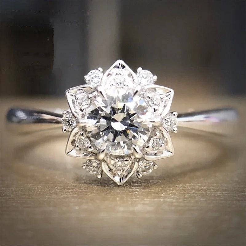Vintage Silver Floral Cluster Ring