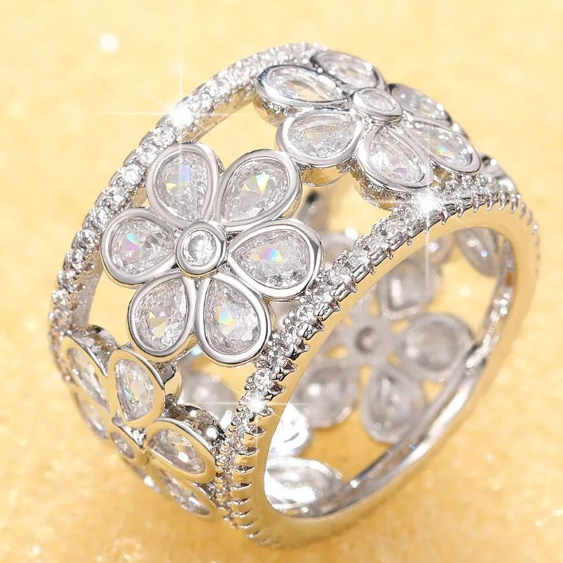 Vintage Silver Flower Gemstone Ring