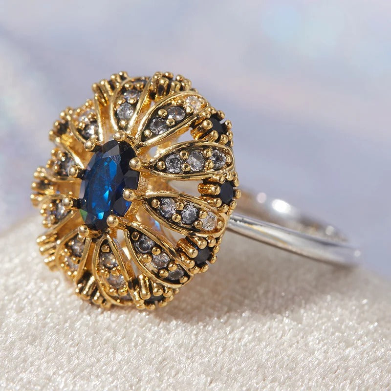 Vintage Gold & Blue Gemstone Ring