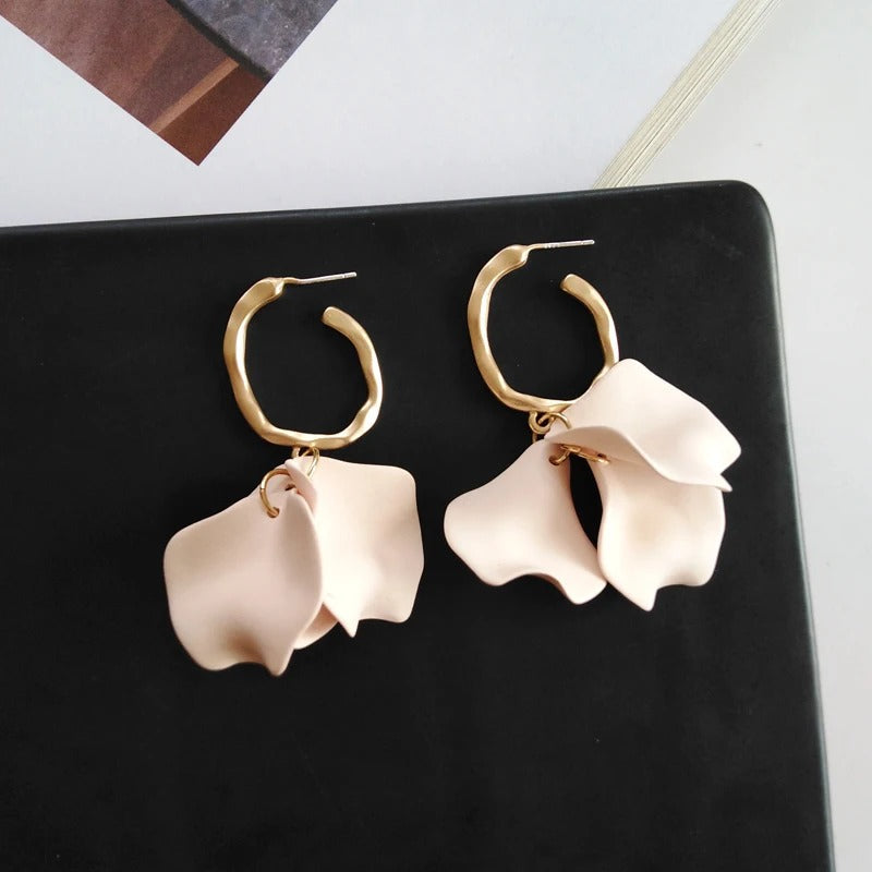 Vintage Gold Soft Pink Petal Design Hoop Earrings