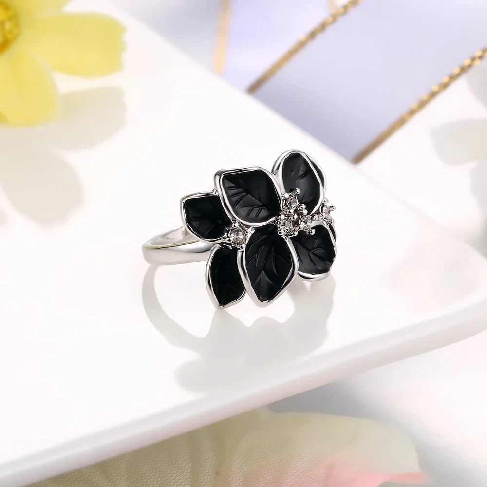 Classic Silver Black Floral Leaf Ring