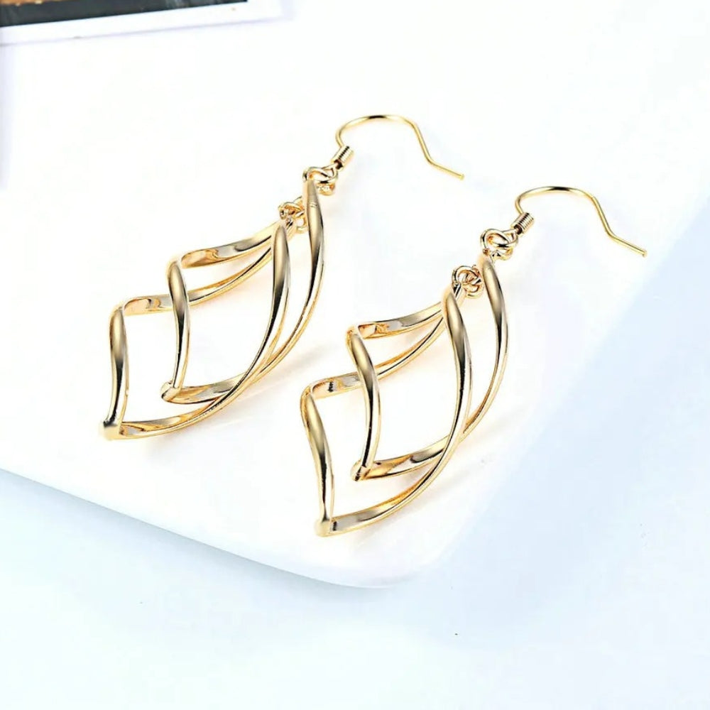 Vintage Gold Intricate Geometric Curve Dangle Earrings
