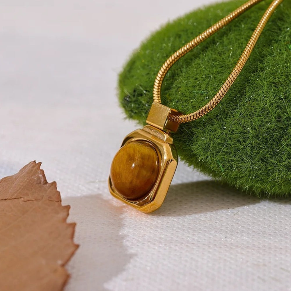 Vintage Gold Tiger Eye Pendant Necklace