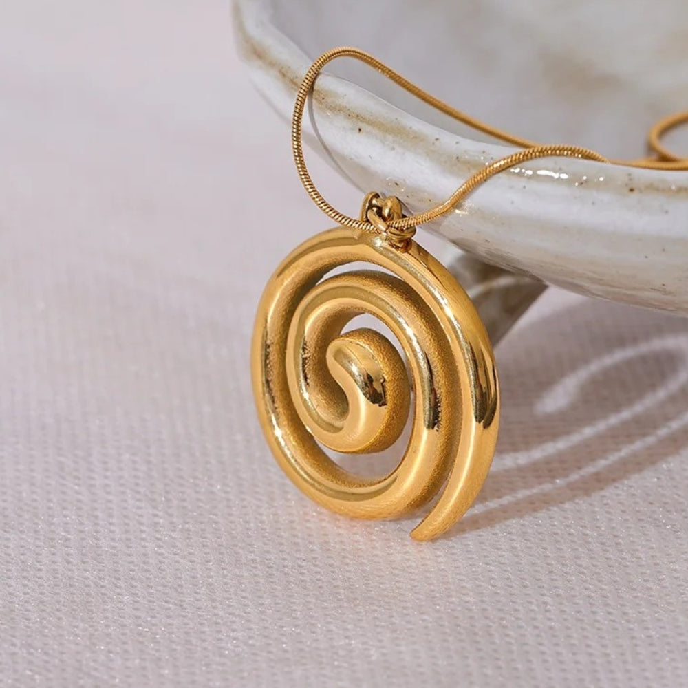 Vintage Gold Spiral Pendant Necklace