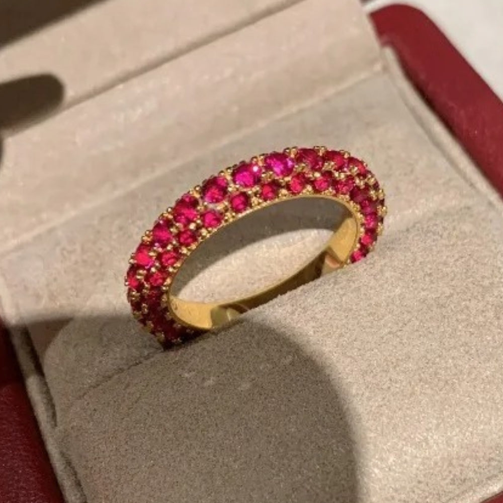 Vintage Gold & Shiny Charm Retro Red Ring