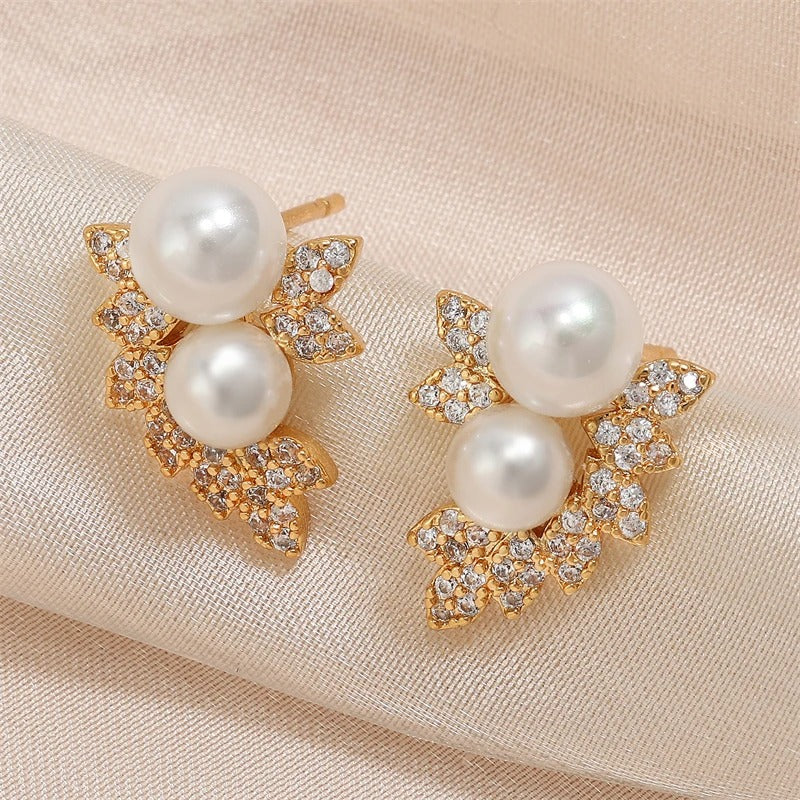 Vintage Pearl & Leaf Gold Stud Earrings