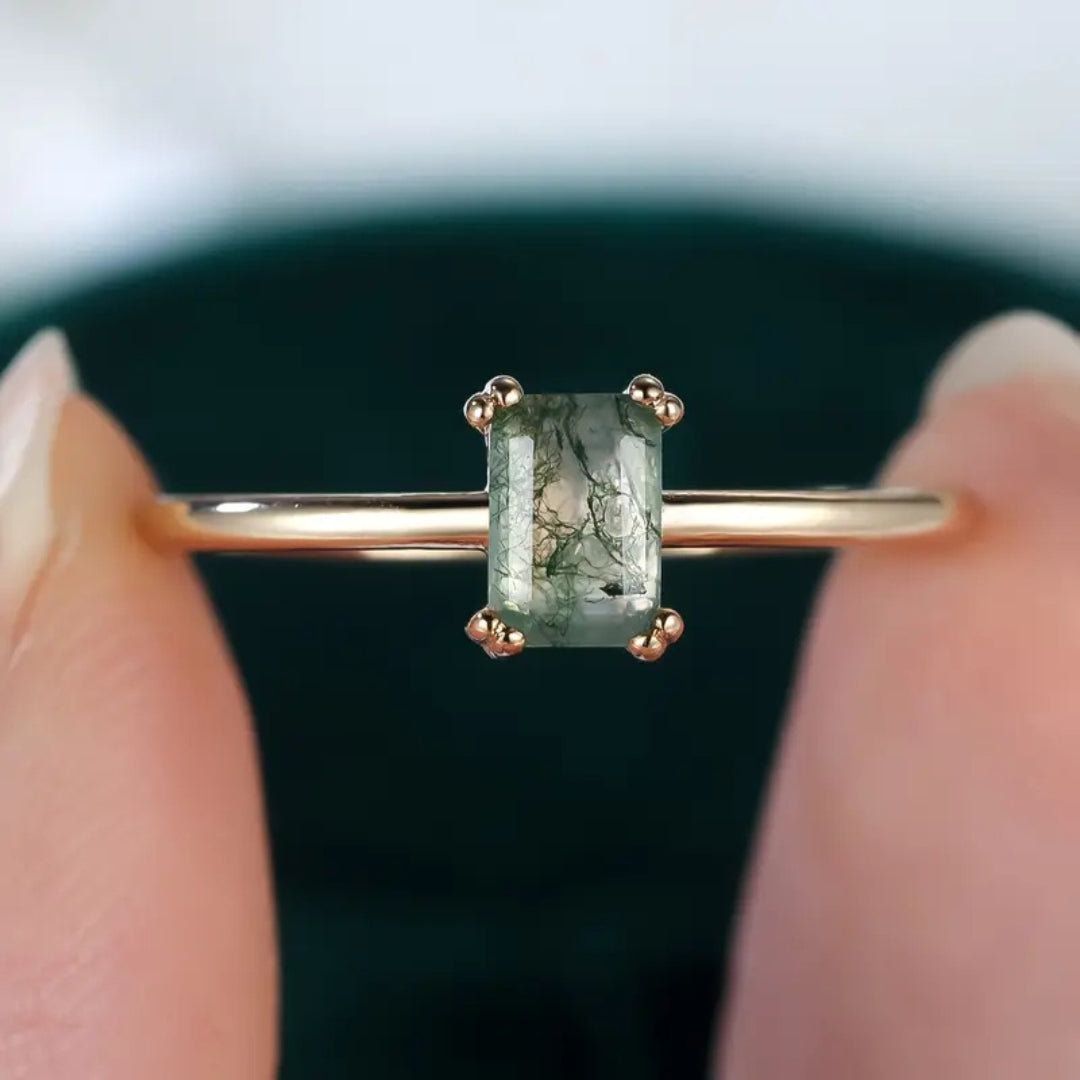 Green Square Nature Stone Ring
