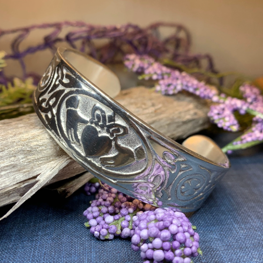 Galway Claddagh Cuff Bracelet