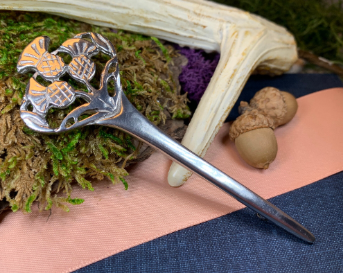 Euan Thistle Sprig Kilt Pin