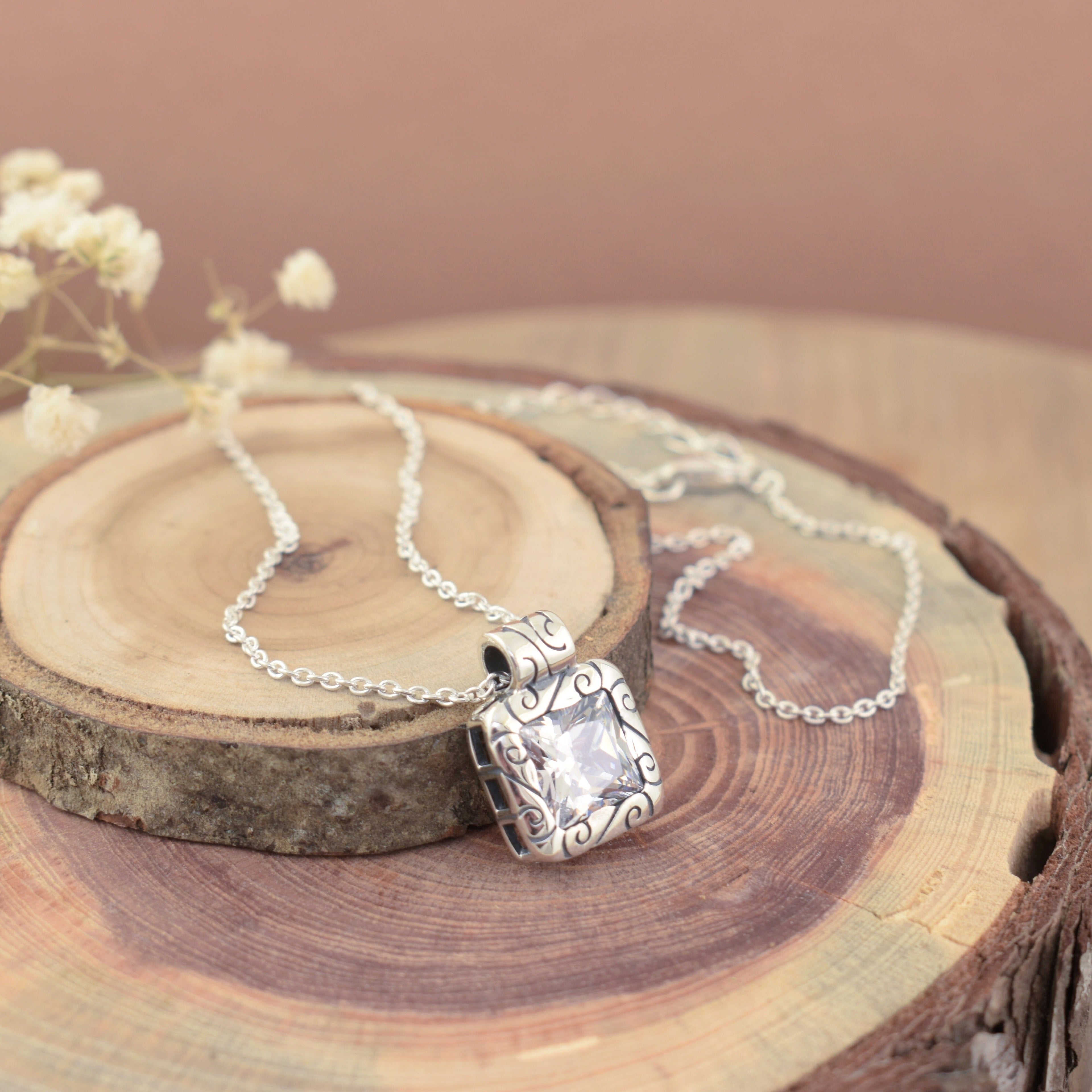 Prissy Girl Necklace