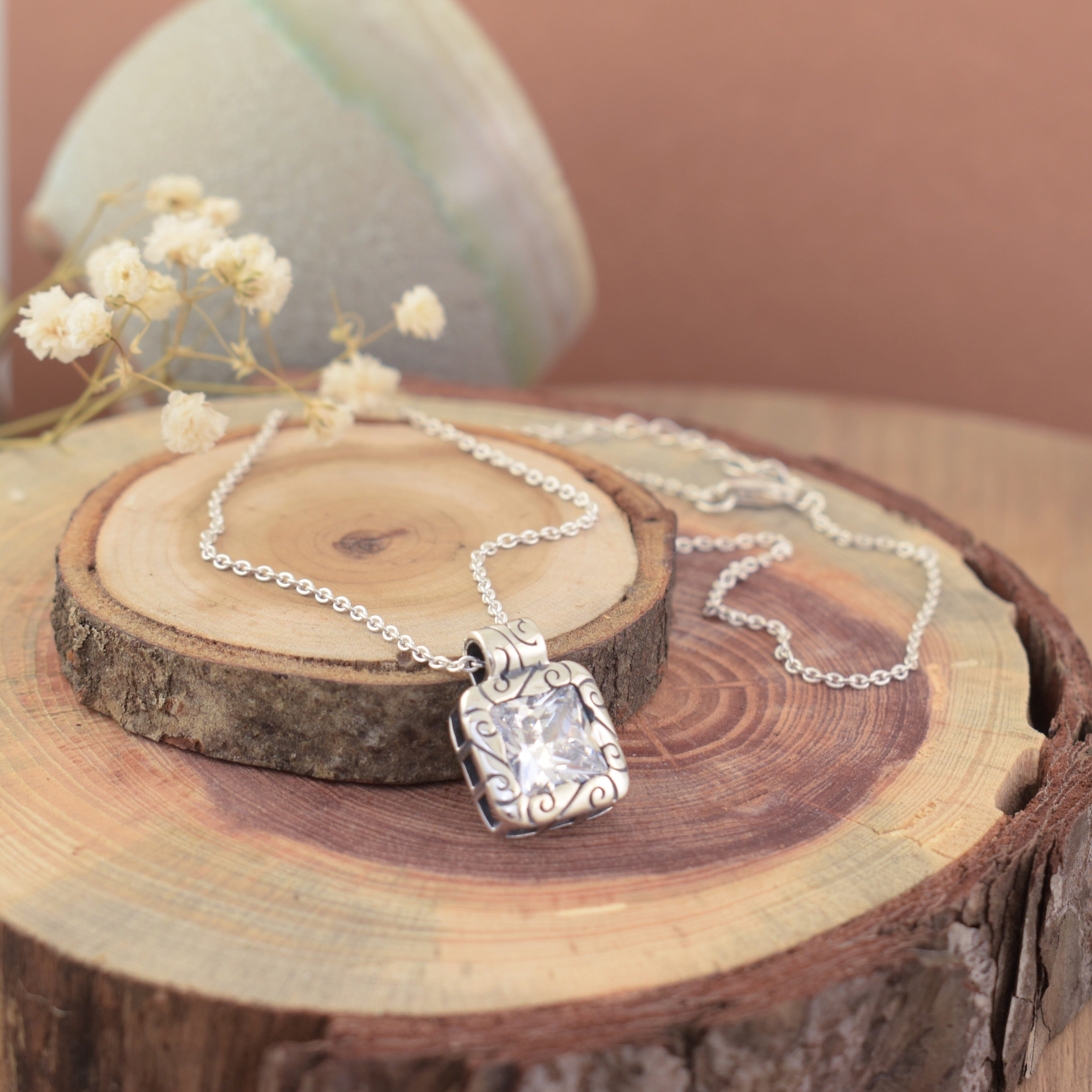 Prissy Girl Necklace