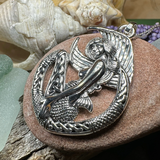 Ireland Mermaid Necklace