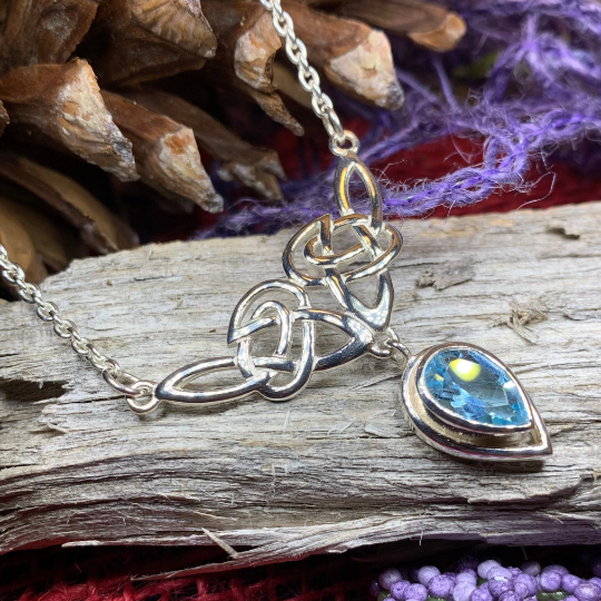 Ayn Celtic Knot Necklace