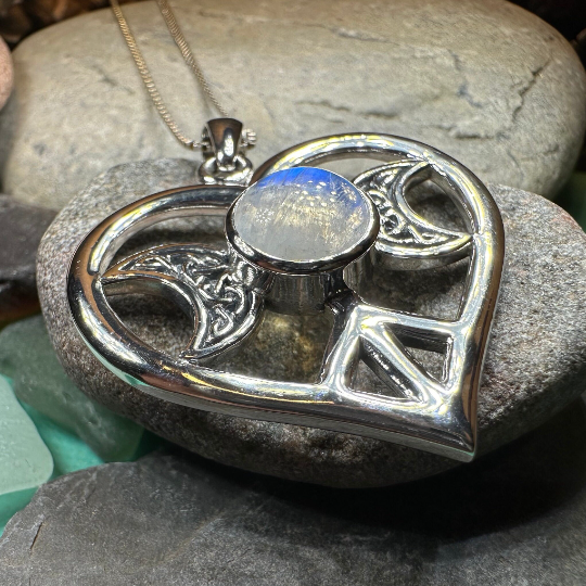 Morgance Triple Moon Love Necklace
