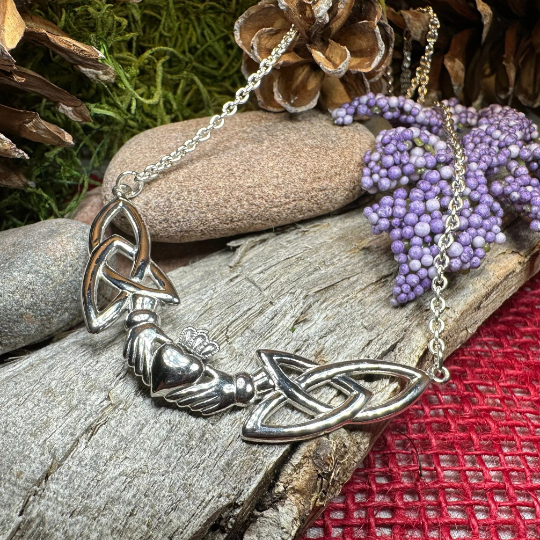 Claddagh Lasting Love Necklace