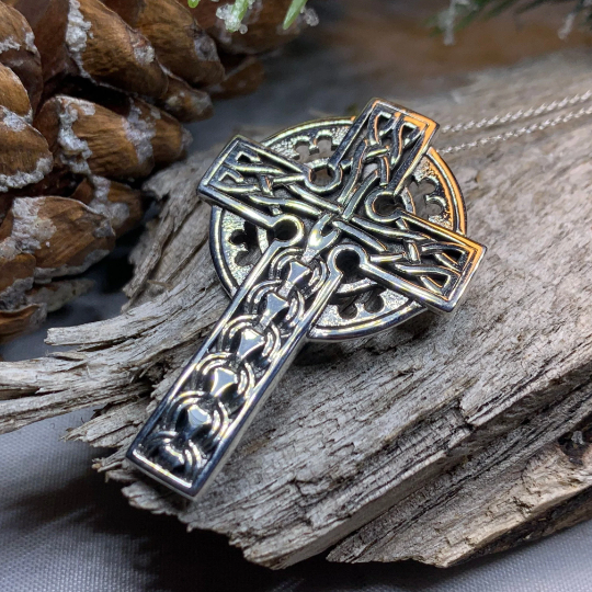 Braddan Scottish Celtic Cross Necklace
