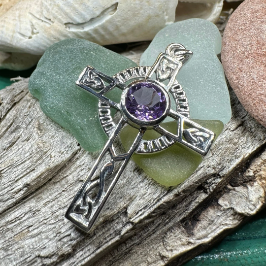 Lanis Celtic Cross Necklace