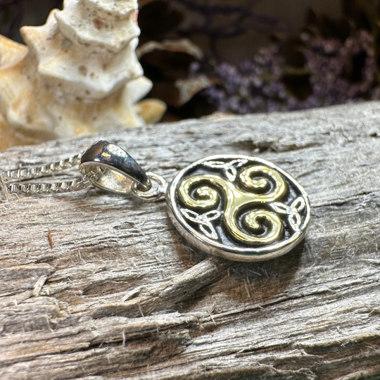 Carran Spiral Necklace
