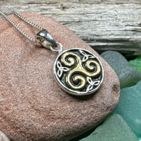 Carran Spiral Necklace