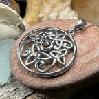 Oifa Trinity Knot Necklace