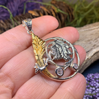 Lady of the Mist Flower Necklace