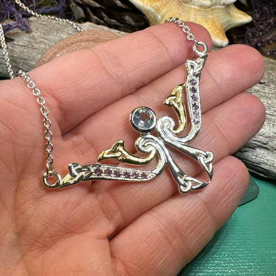 Kenndra Trinity Knot Necklace